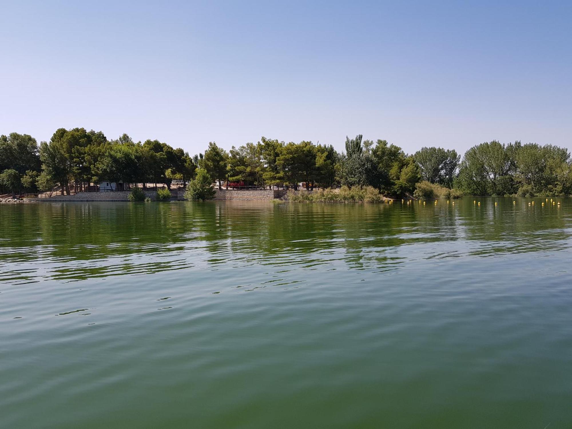 Taiga Lake Caspe Εξωτερικό φωτογραφία