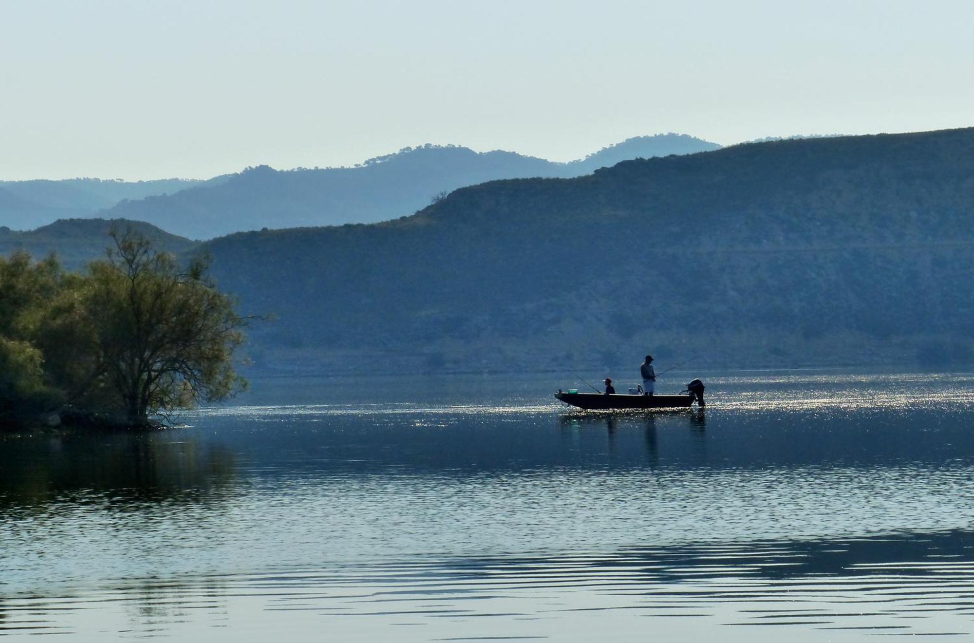 Taiga Lake Caspe Εξωτερικό φωτογραφία