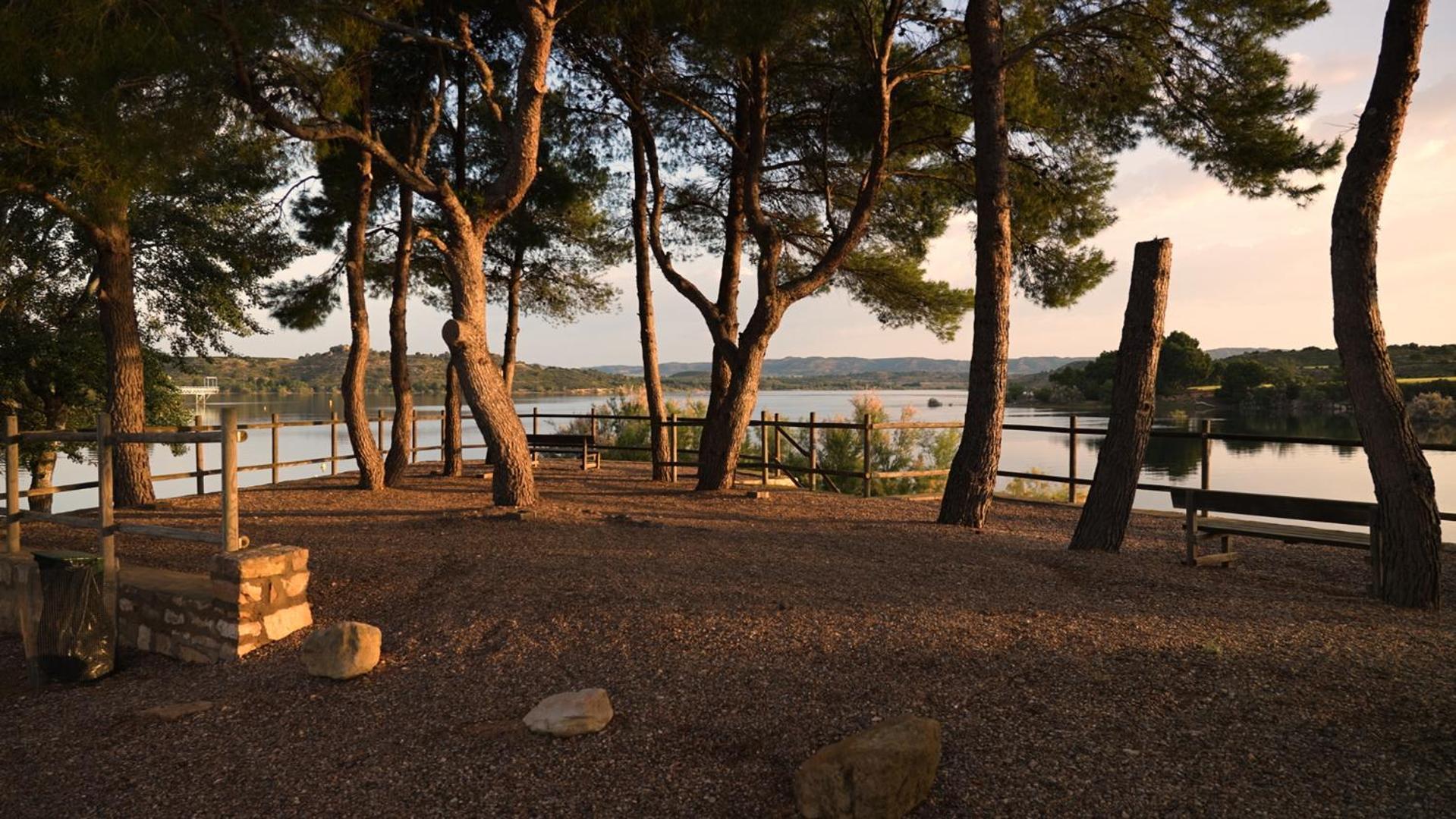 Taiga Lake Caspe Εξωτερικό φωτογραφία