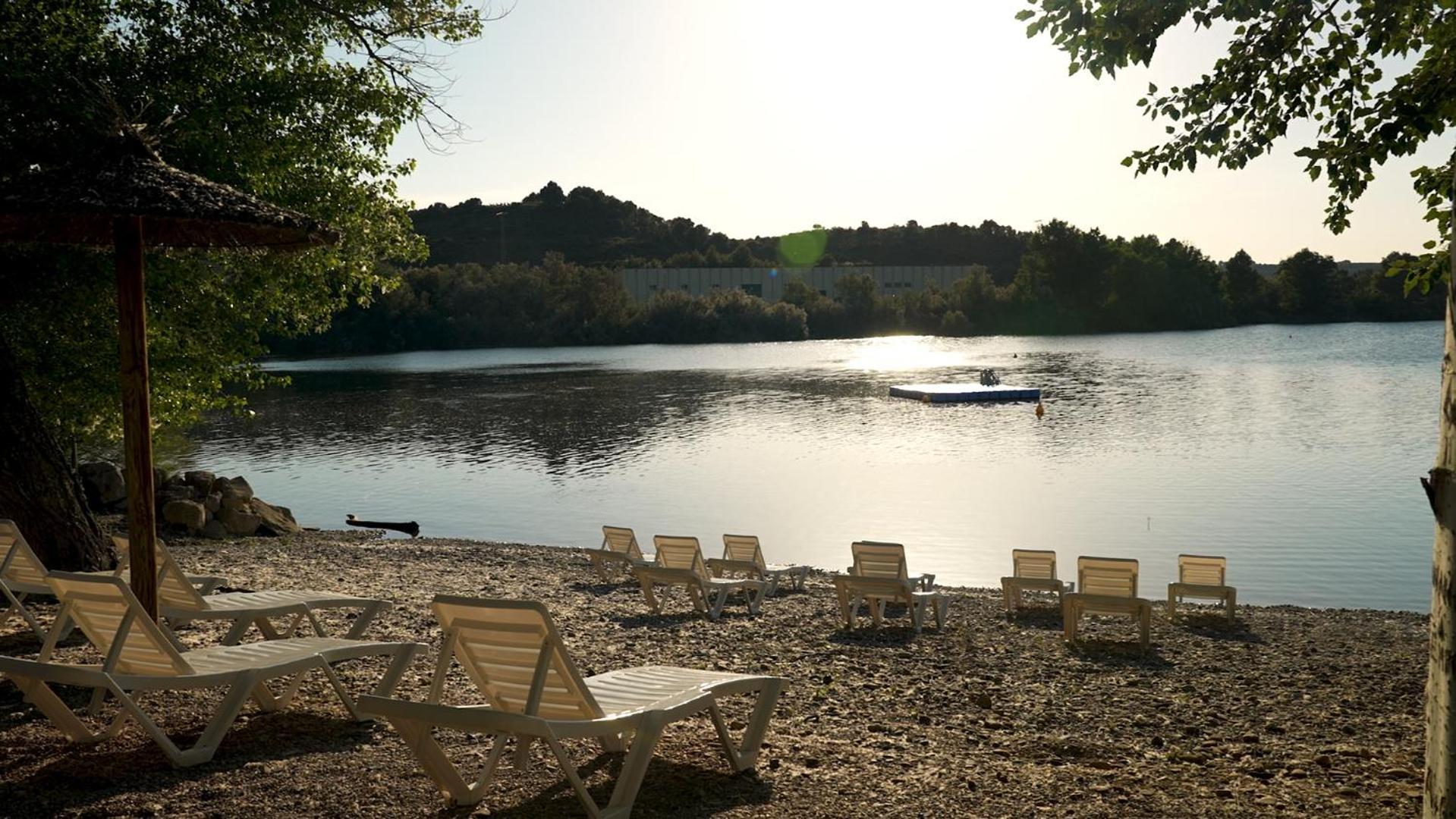 Taiga Lake Caspe Εξωτερικό φωτογραφία