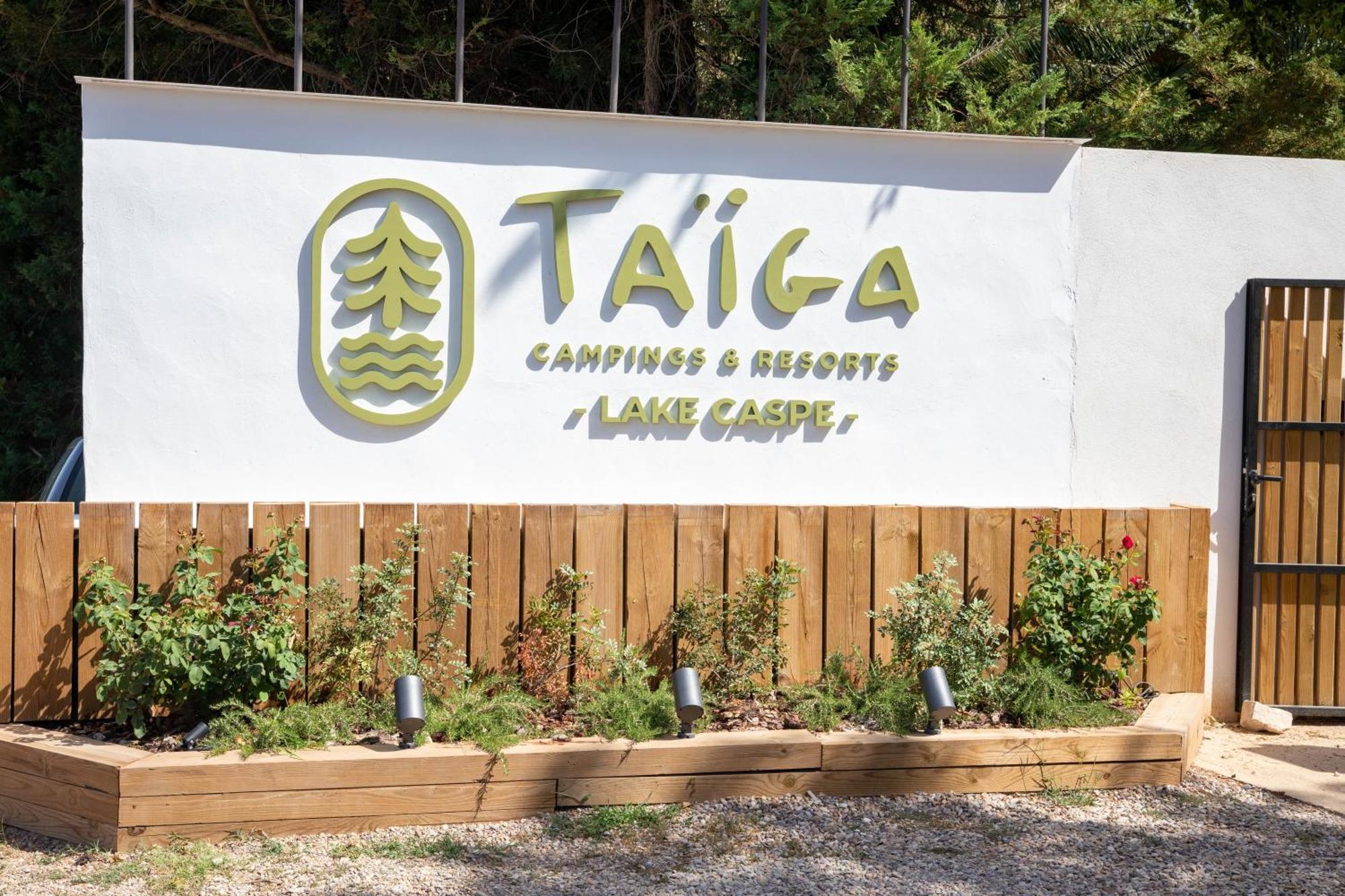 Taiga Lake Caspe Εξωτερικό φωτογραφία